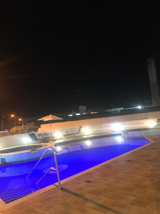 Apto Com Ar-Cond E Piscina A 100 M Praia Da Enseada Ubatuba Exterior foto