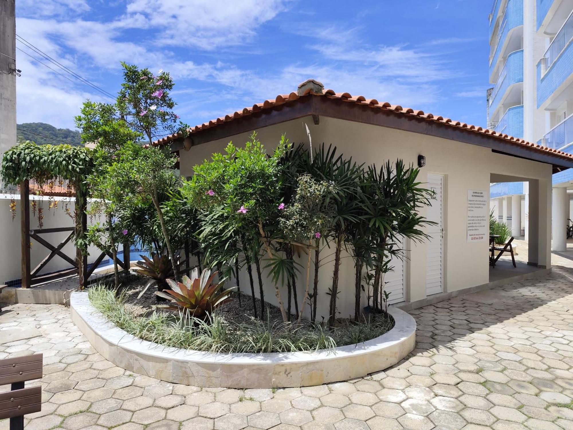 Apto Com Ar-Cond E Piscina A 100 M Praia Da Enseada Ubatuba Exterior foto